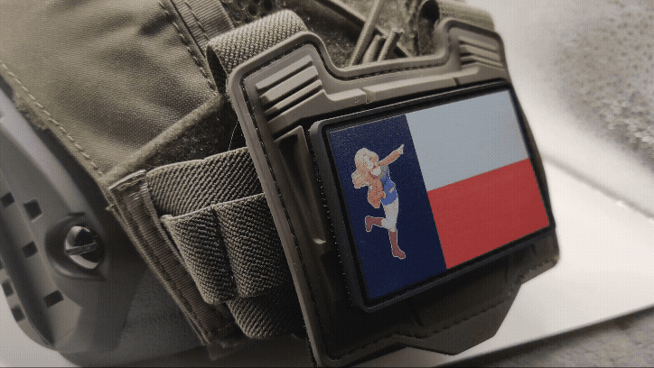 Kay Texas Flag Patch - Girls und Panzer-helmet-setup-gif
